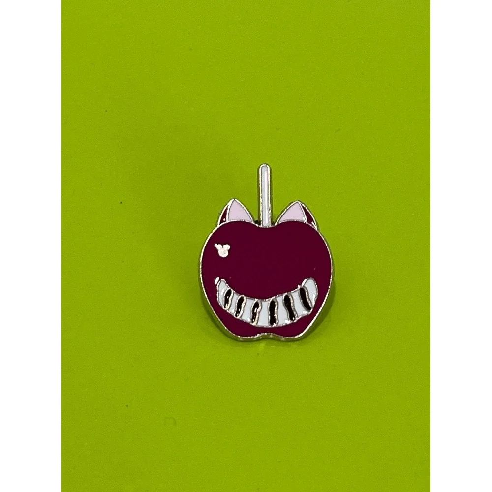 Disney Hidden Mickey Pin Cheshire Cat Poison Apple Purple Enamel 7 of 7 Trading